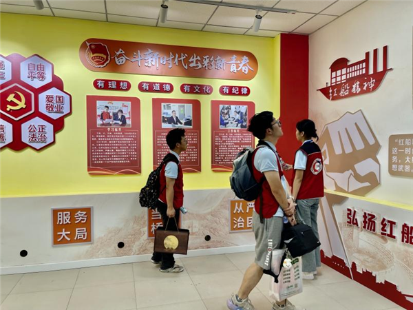 贝博艾弗森代言体育官网学子赴新疆开展暑期“三下乡”社会实践_fororder_图片2